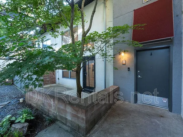 195 Arizona Ave, Atlanta, GA