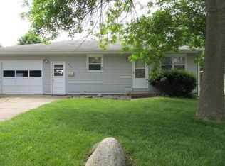 608 Parkview Dr, Carroll, IA 51401