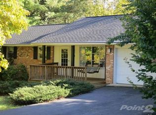 834 Shenandoah Rd, Lexington, VA 24450