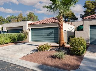 2882 Bridgepointe Dr, Las Vegas, NV 89121