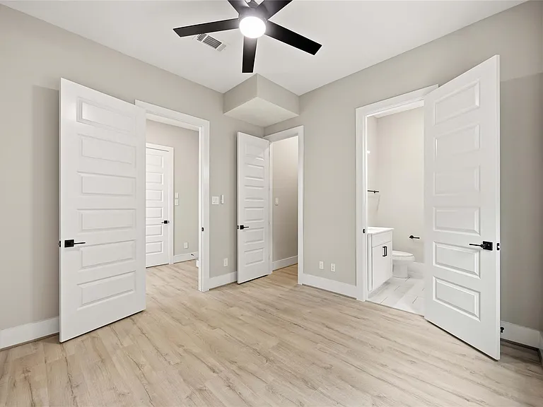 4013 Griggs Rd #B — Photo 28