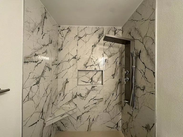 560 N East Park Ln — Photo 23