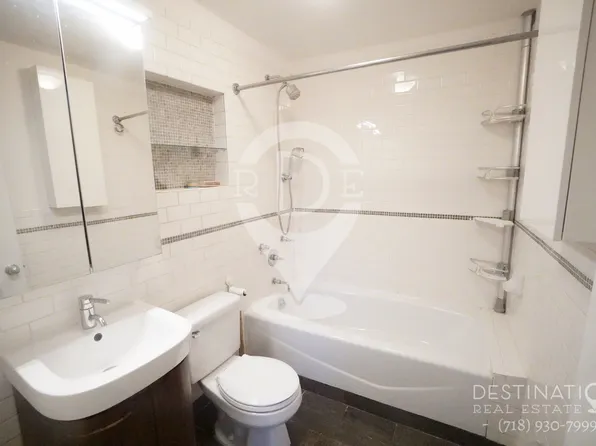 191 Kingston Avenue image 5 of 15