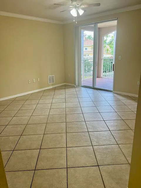 2 bed, 2.0 bath, 1071 sqft, $2,250 — Photo 4