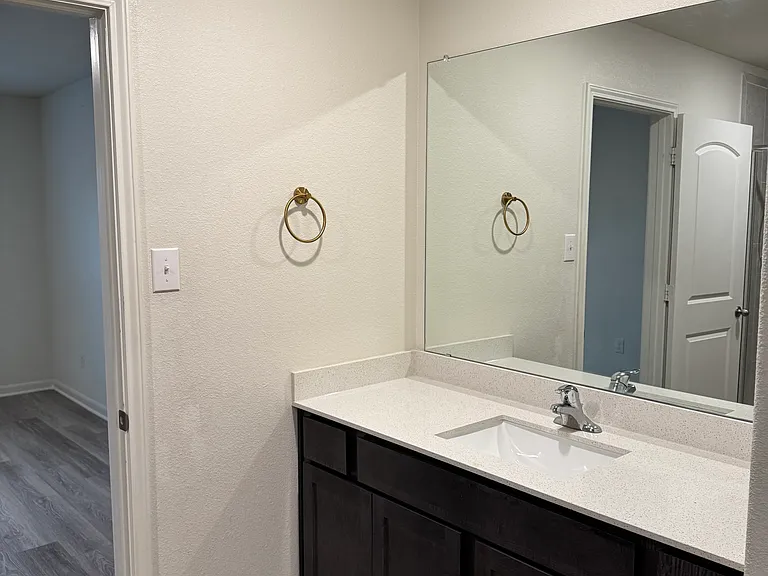 3010 McCoy Rd — Photo 17