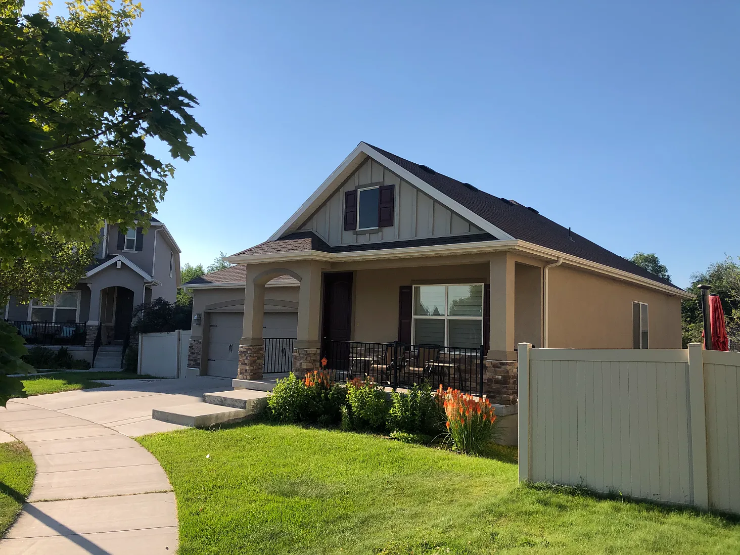 2 bed, 2.0 bath, 1500 sqft, $2,000 — Photo 1