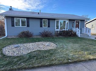 2611 W 9th St, Hastings, NE 68901