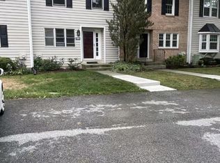 1606 N Glen Dr, Glen Mills, PA 19342