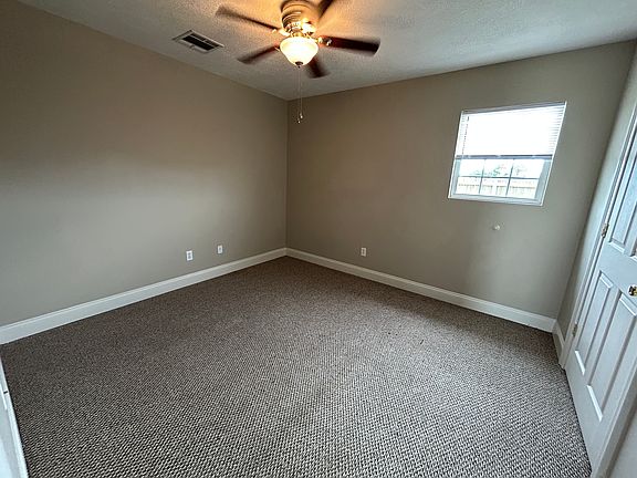 5th image of 5033 Shannon Ln