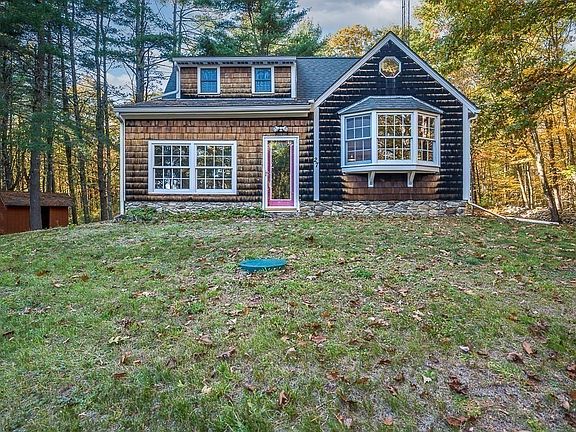 5th image of 27 Grimes Rd