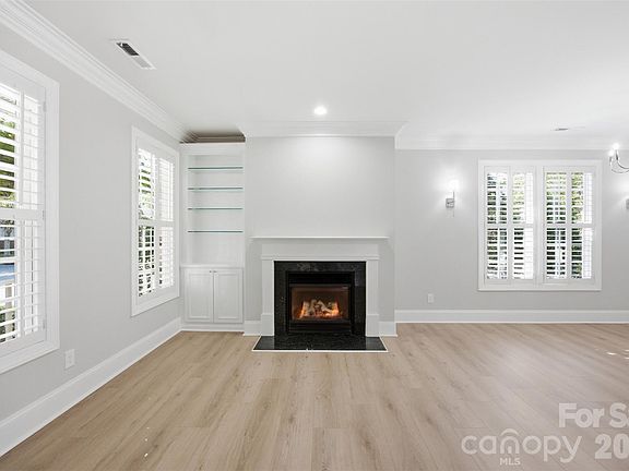 5th image of 133 Harper Lee St