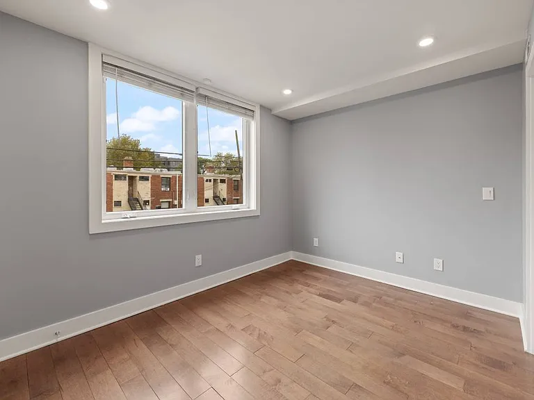 1609 Holbrook St NE #2 — Photo 18