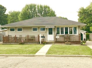 1913 13th St, Peru, IL 61354