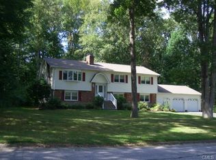 62 Hillside Ln, Monroe, CT 06468