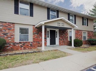 2338 Highland Hill Dr, Saint Peters, MO 63376
