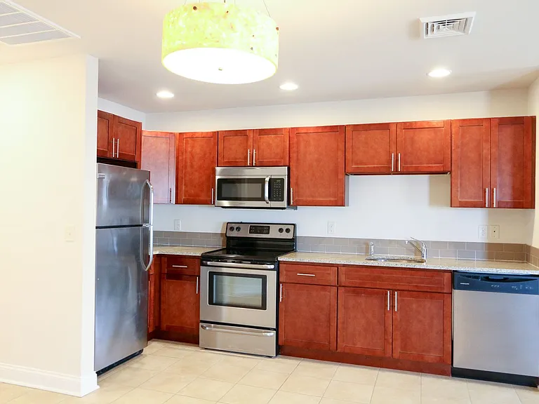 18 Stoneledge Dr — Photo 32