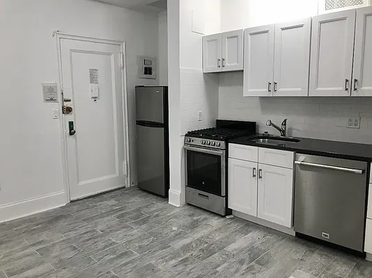 Rented by Living New York | media 9