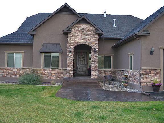 4th image of 4325 11th Ave N