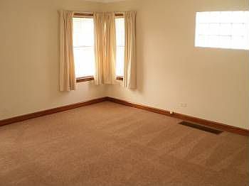 5th image of 7313 S Campbell Ave