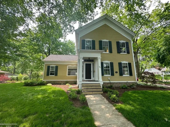 381 Chandler St, Romeo, MI 48065
