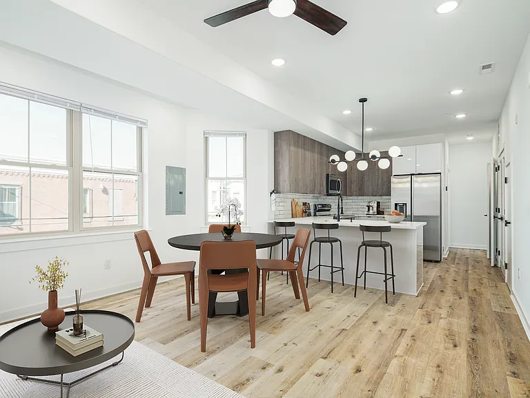 1701 S 24th St #3 — Photo 5