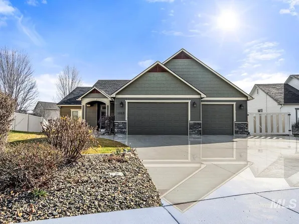 1213 W Lowry St, Meridian, ID 83646