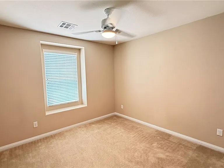 3024 Paladi Ave — Photo 24