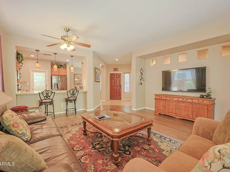 1916 W Spirit Ct — Photo 14