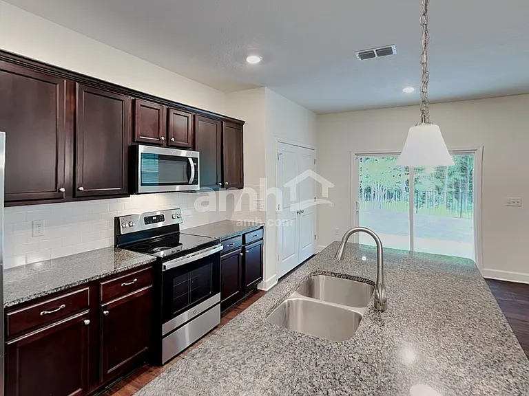 11528 World Woods Ct — Photo 3