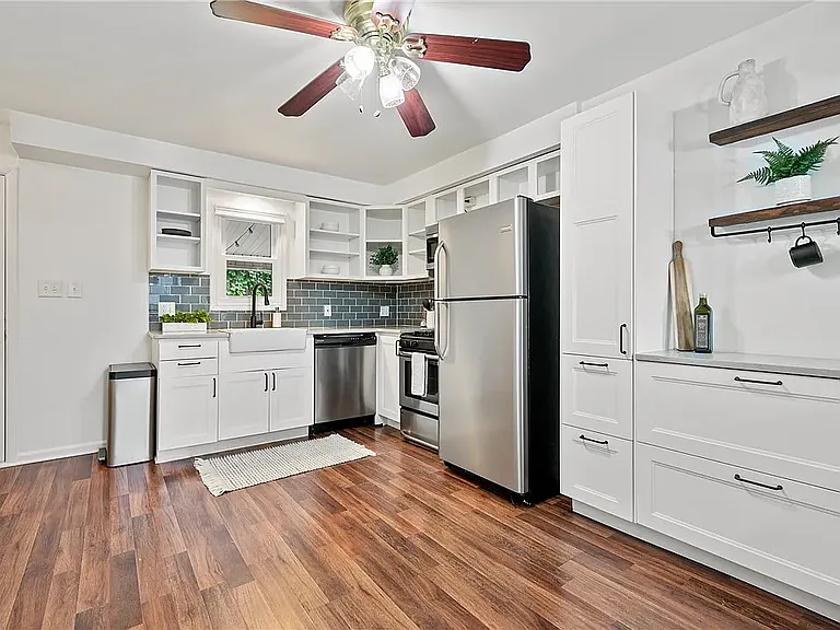 4607 Corday Way — Photo 8