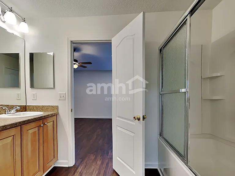 1236 Nochaway Dr — Photo 12