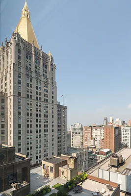 Rented by Compass | media 18