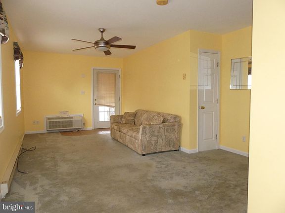 4th image of 18504 Canter Ave