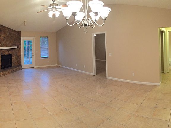 3rd image of 4336 Windtree Dr S