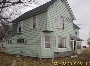 205 N Main St, Pierson Station, IL 61929