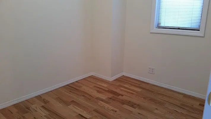 Rented by New York Realty Minimax Inc | media 23