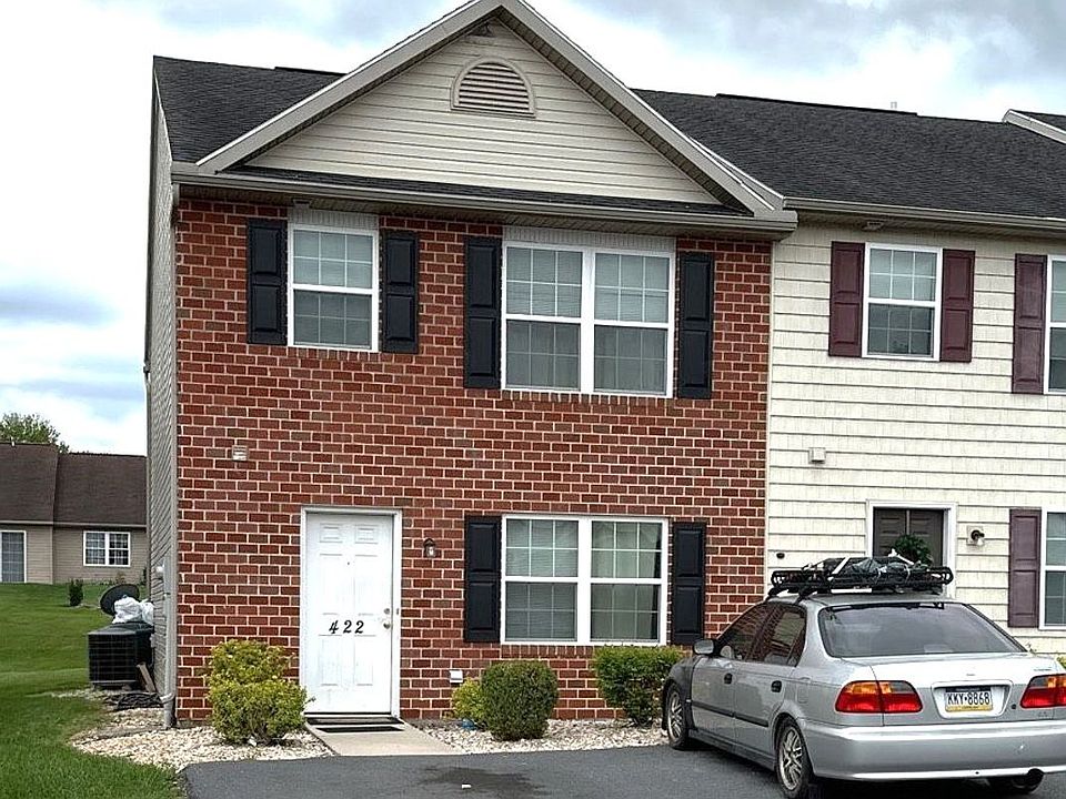 1st image of 422-436 Lantern Ln #422