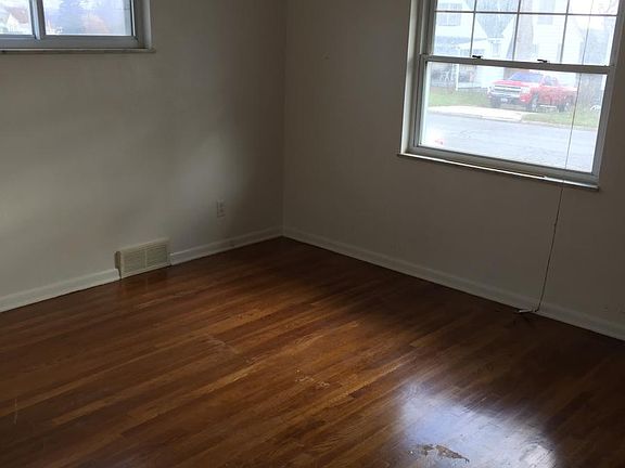 4th image of 605 Buena Vista Blvd