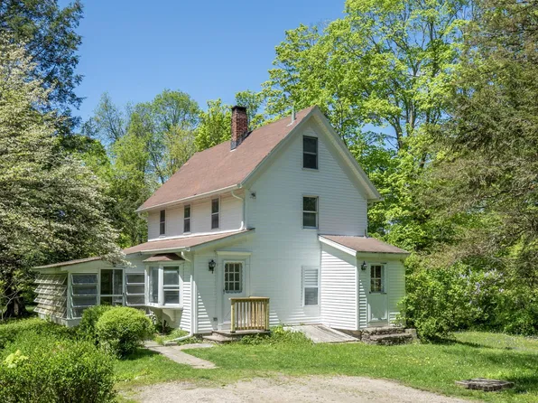 209 Peaceable St, Ridgefield, CT 06877