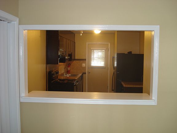 5th image of 735 Cobb Pkwy N APT 16