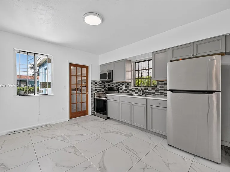 2420 NW 141st St — Photo 9