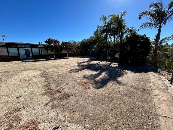 5th image of 43735 Cardinal Rd