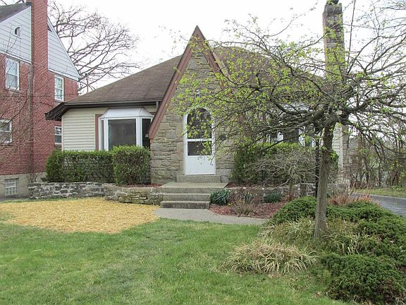 2nd image of 3105 Beaver Ave