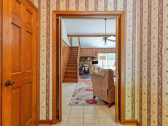 2nd image of 45 Woodwind Dr