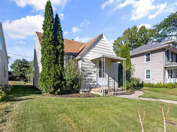 1808 Clover Ln, Fort Wayne, IN 46808