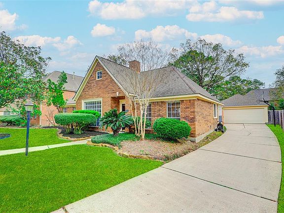 3rd image of 3314 Hickory Falls Dr