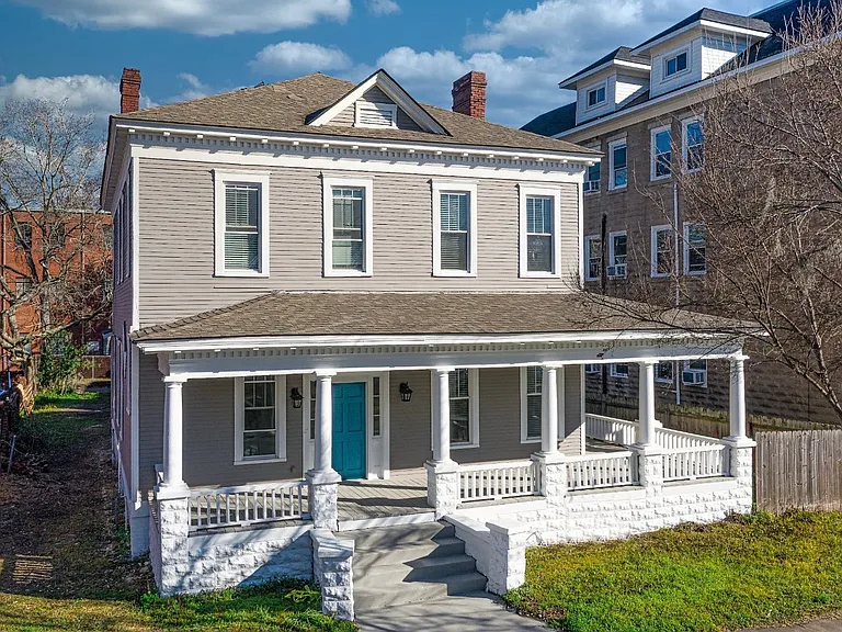 1016 E Anderson St — Photo 42