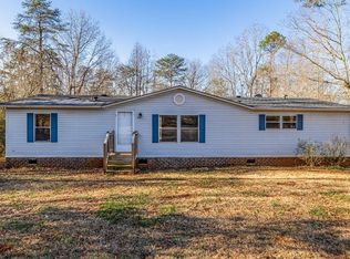 514 Dewayne Dr, Wellford, SC 29385