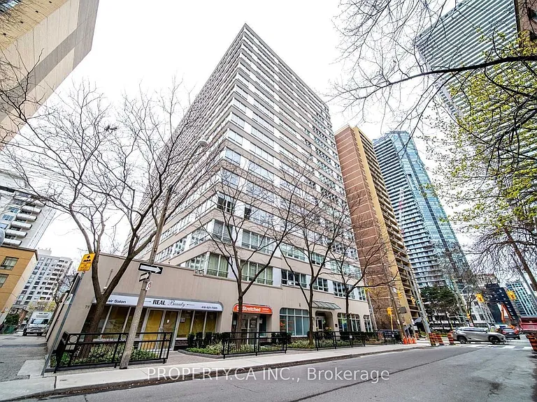 71 Charles St E #402 — Photo 33