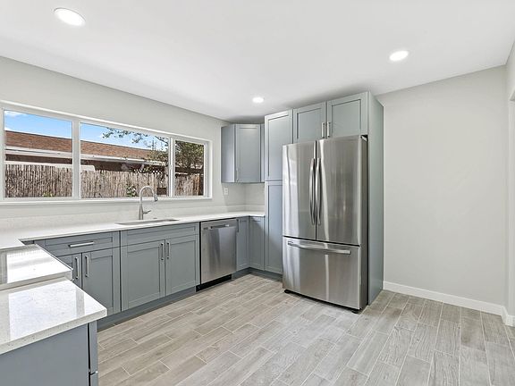 2nd image of 504 SE 9th Court